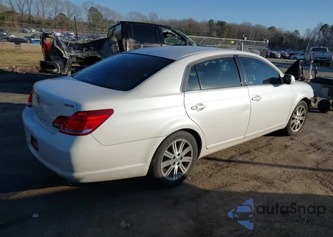 2007 Toyota Avalon Limited z USA, uszkodzony, nr VIN 4T1BK36B37U197158